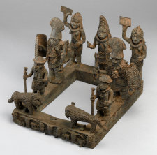 Altar Group (Aseberia) with an Iyoba and Attendants